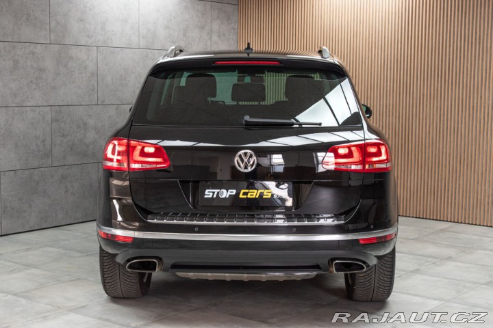 Volkswagen Touareg 3.0 TDI REZERVACE 2015
