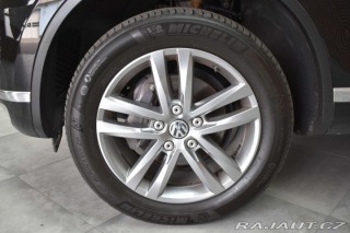 Volkswagen Touareg 3.0 TDI REZERVACE 2015