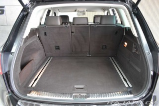 Volkswagen Touareg 3.0 TDI REZERVACE 2015