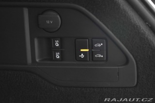 Volkswagen Touareg 3.0 TDI REZERVACE 2015