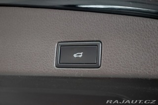 Volkswagen Touareg 3.0 TDI REZERVACE 2015