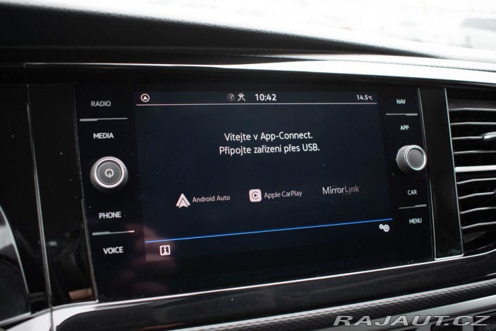 Volkswagen Caravelle T6.1*REZERVACE* 2020