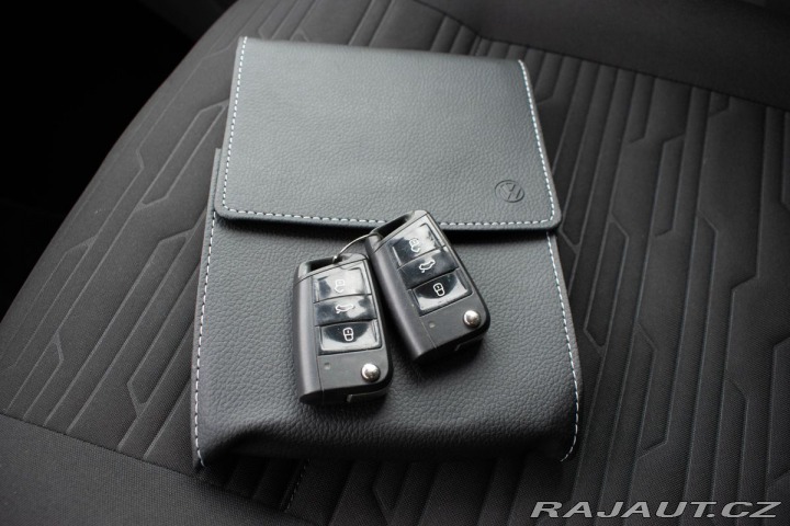 Volkswagen Caravelle T6.1*REZERVACE* 2020