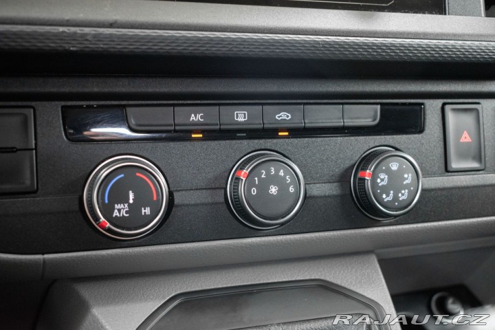 Volkswagen Caravelle T6.1*2.0TDI*110kW*DSG*9MÍ 2022