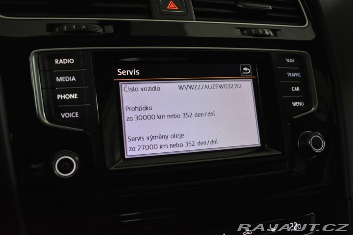 Volkswagen Golf 1.6 TDI REZERVACE 2015