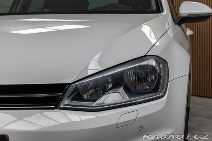 Volkswagen Golf 1.6 TDI REZERVACE 2015