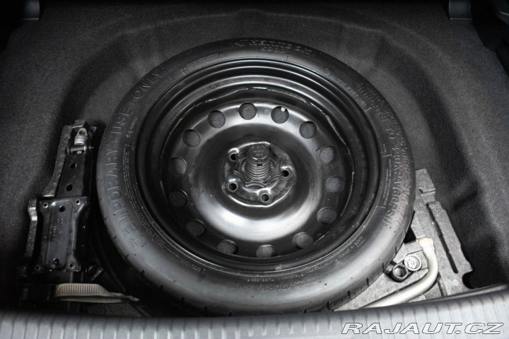 Volkswagen Golf 1.6 TDI REZERVACE 2015