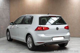Volkswagen Golf 1.6 TDI REZERVACE 2015