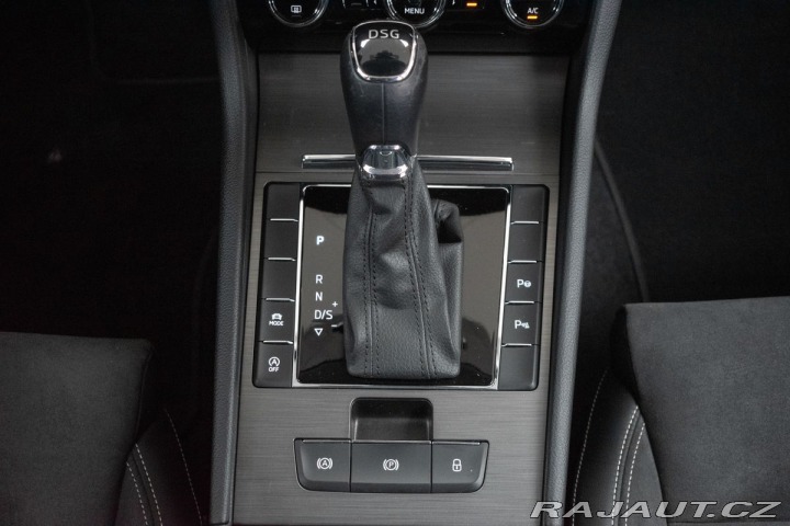 Škoda Superb 2.0 TDI REZERVACE 2021