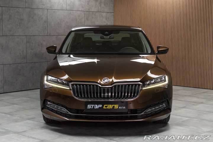 Škoda Superb 2.0 TDI REZERVACE 2021