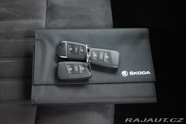 Škoda Superb 2.0 TDI REZERVACE 2021