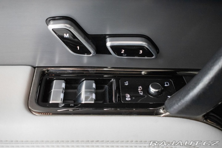 Land Rover Range Rover Sport 3.0 D250 REZERVACE 2023