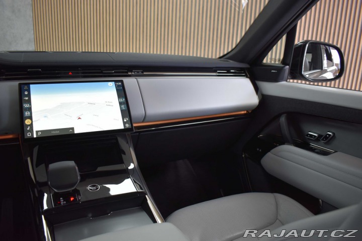 Land Rover Range Rover Sport 3.0 D250 REZERVACE 2023