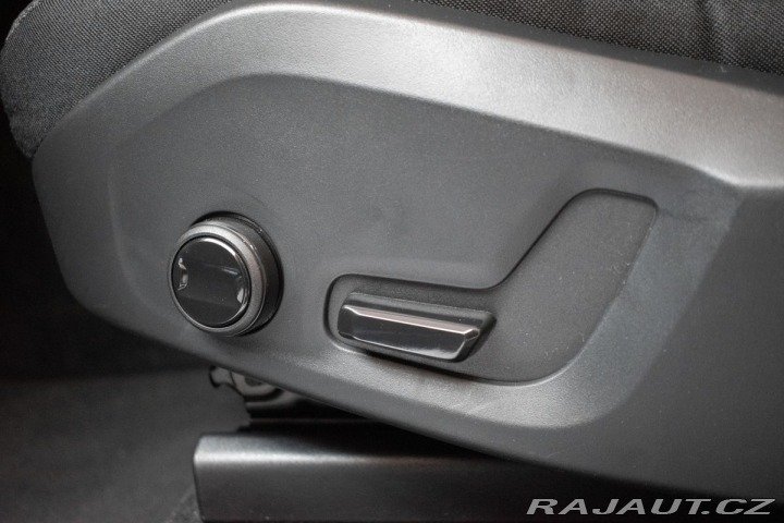 Volvo XC60 B4 ESSENTIAL*TAŽNÉ*KAMERA 2022