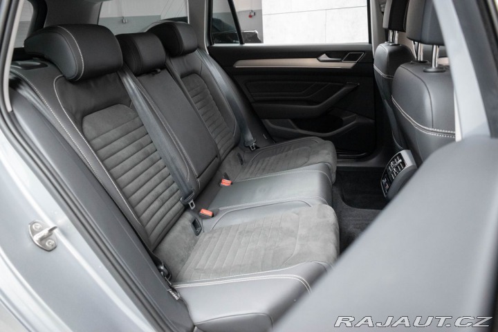 Volkswagen Passat 2.0 TDI ELEGANCE*ACC*DPH* 2021