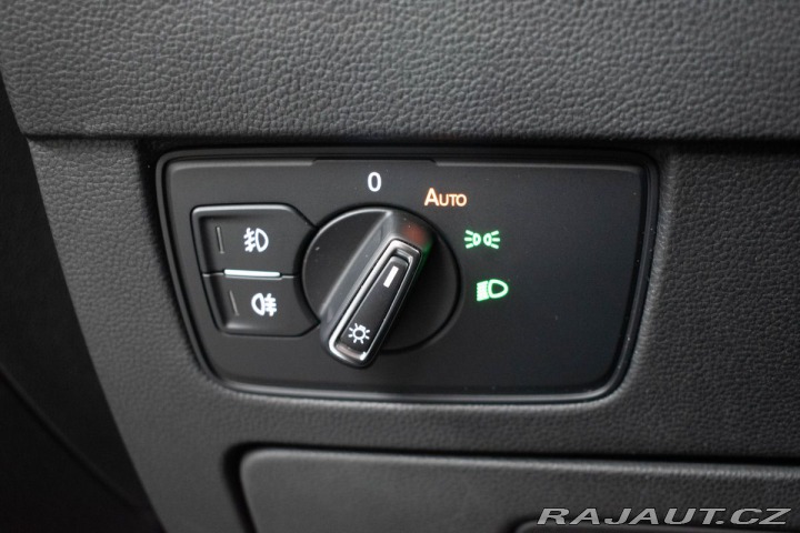 Volkswagen Passat 2.0 TDI ELEGANCE*ACC*DPH* 2021