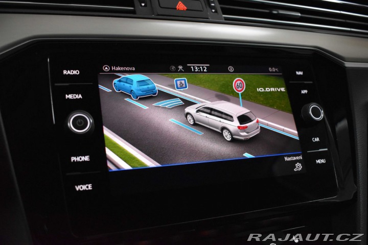 Volkswagen Passat 2.0 TDI ELEGANCE*ACC*DPH* 2021