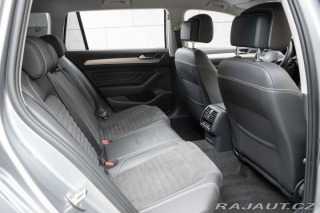 Volkswagen Passat 2.0 TDI ELEGANCE*ACC*DPH* 2021