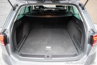 Volkswagen Passat 2.0 TDI ELEGANCE*ACC*DPH* 2021