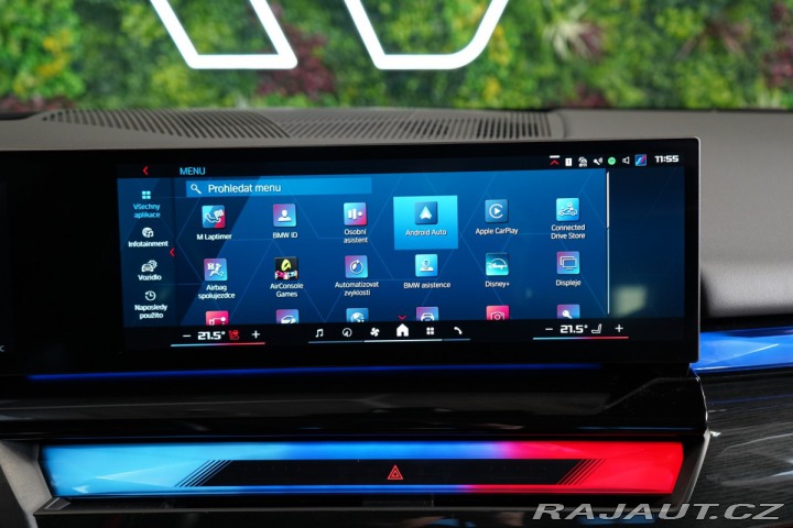 BMW M5 TOURING*PANO*TAŽNÉ*HUD 2025