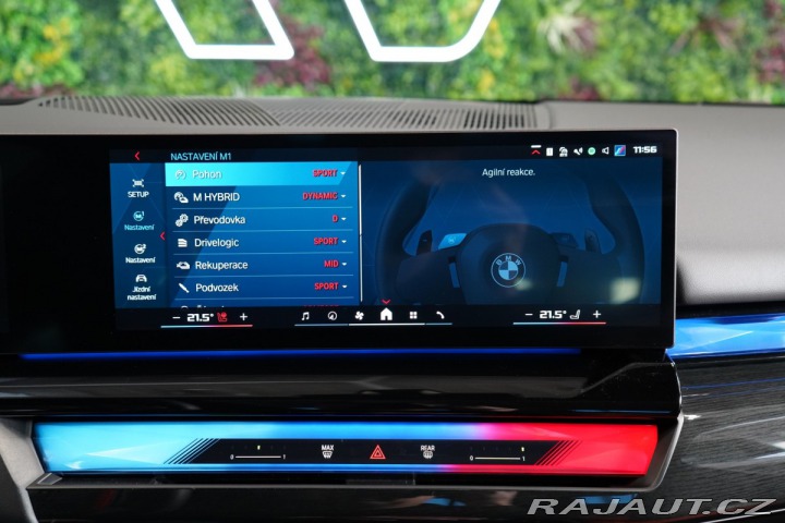 BMW M5 TOURING*PANO*TAŽNÉ*HUD 2025