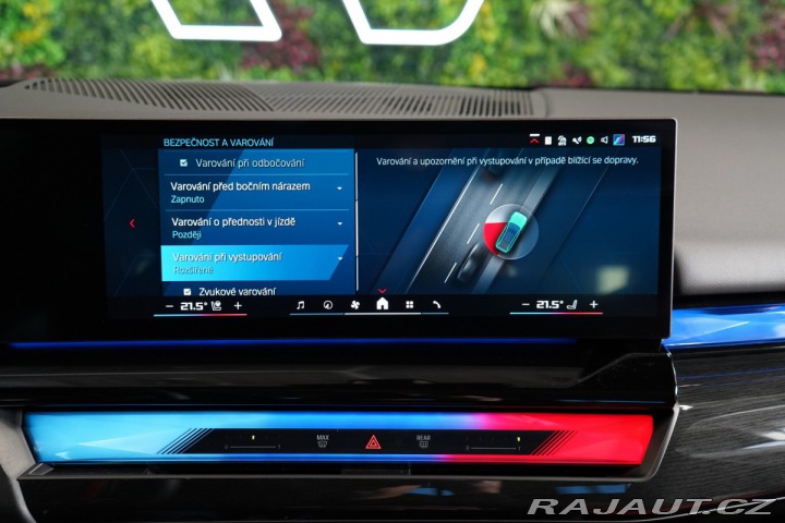 BMW M5 TOURING*PANO*TAŽNÉ*HUD 2025