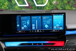 BMW M5 TOURING*PANO*TAŽNÉ*HUD 2025