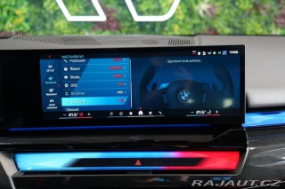 BMW M5 TOURING*PANO*TAŽNÉ*HUD 2025