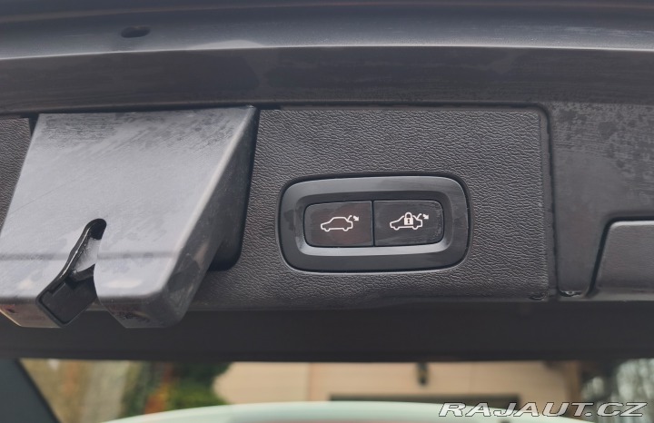 Volvo XC60 AWD, B4, diesel 2022