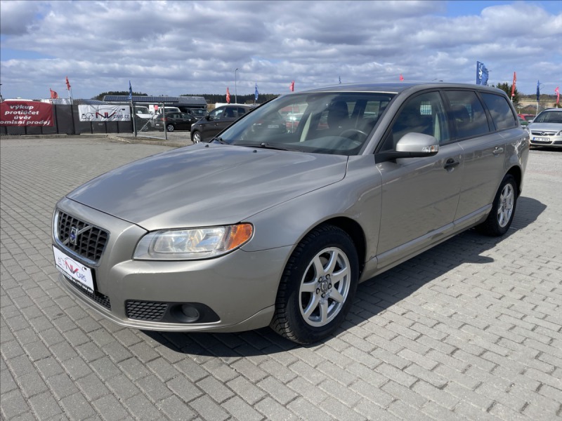 Volvo V70 2,0 d 100kw Momentum Kine