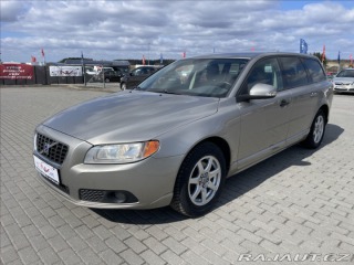 Volvo V70 2,0 d 100kw Momentum Kine 2009