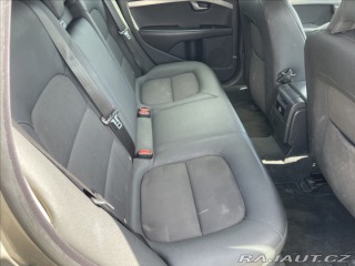 Volvo V70 2,0 d 100kw Momentum Kine 2009