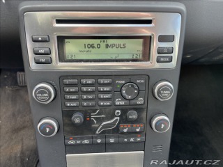 Volvo V70 2,0 d 100kw Momentum Kine 2009