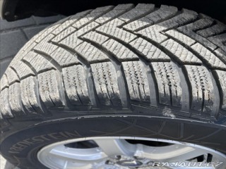 Volvo V70 2,0 d 100kw Momentum Kine 2009