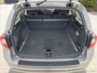 Volvo V70 2,0 d 100kw Momentum Kine 2009