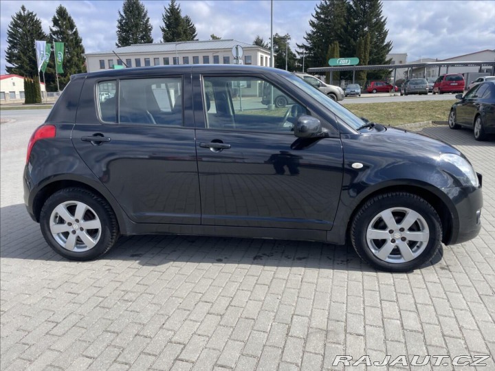 Suzuki Swift 1,3 i 67kw 4x4 po STK 2009