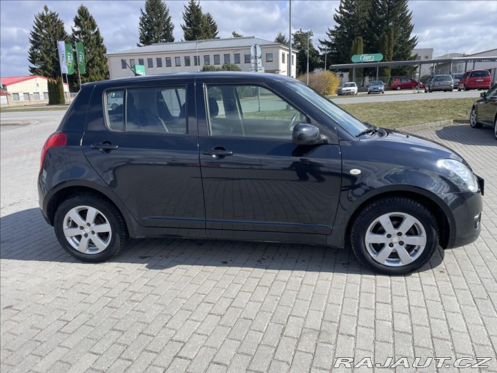 Suzuki Swift 1,3 i 67kw 4x4 po STK 2009