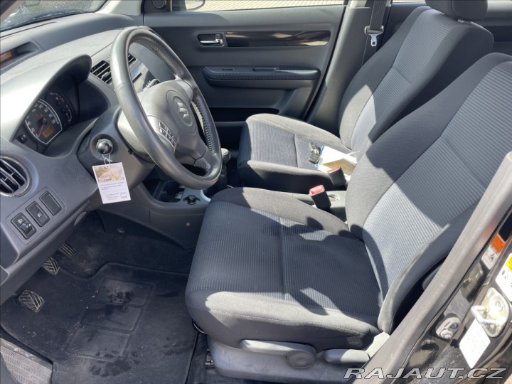 Suzuki Swift 1,3 i 67kw 4x4 po STK 2009