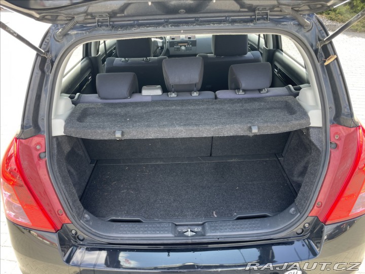 Suzuki Swift 1,3 i 67kw 4x4 po STK 2009