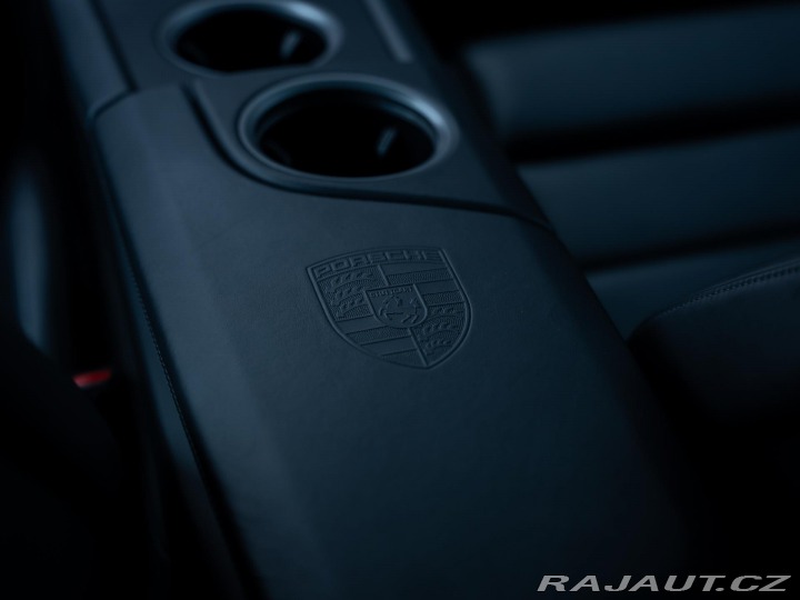 Porsche Taycan Turbo 2020