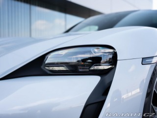 Porsche Taycan Turbo 2020