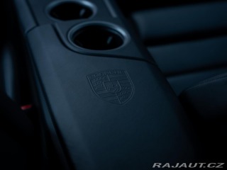 Porsche Taycan Turbo 2020