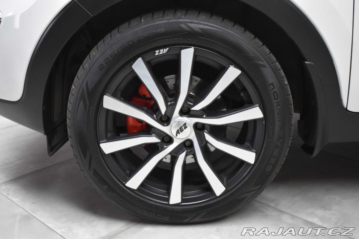 Kia Sportage 2.0 CRDi 4x4*2xKOLA*TAŽNÉ 2015