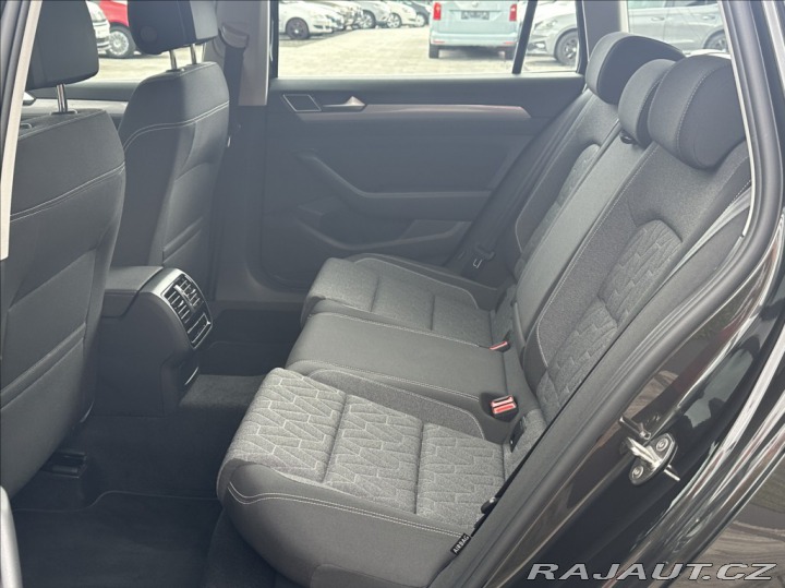 Volkswagen Passat 1,5 TSI 150PS Business 2023