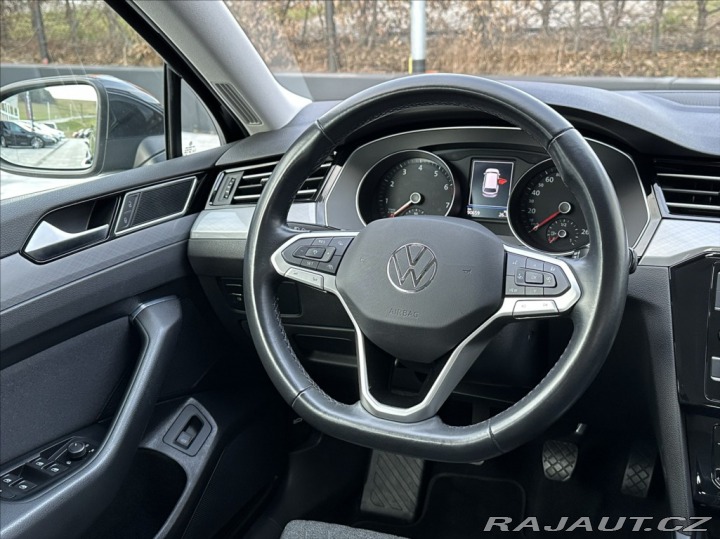 Volkswagen Passat 1,5 TSI 150PS Business M 2023