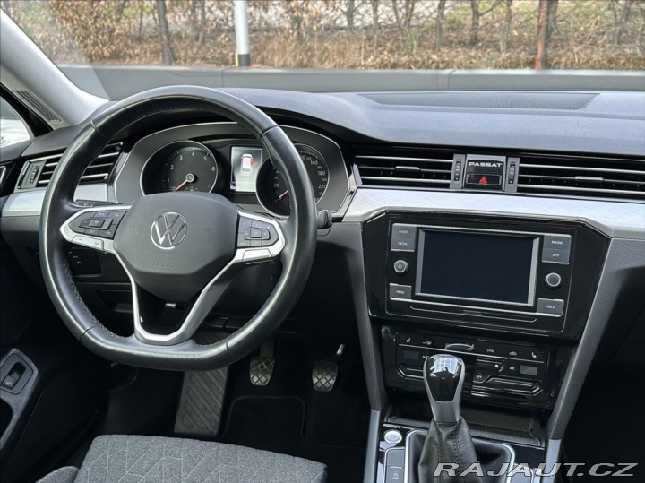 Volkswagen Passat 1,5 TSI 150PS Business M 2023
