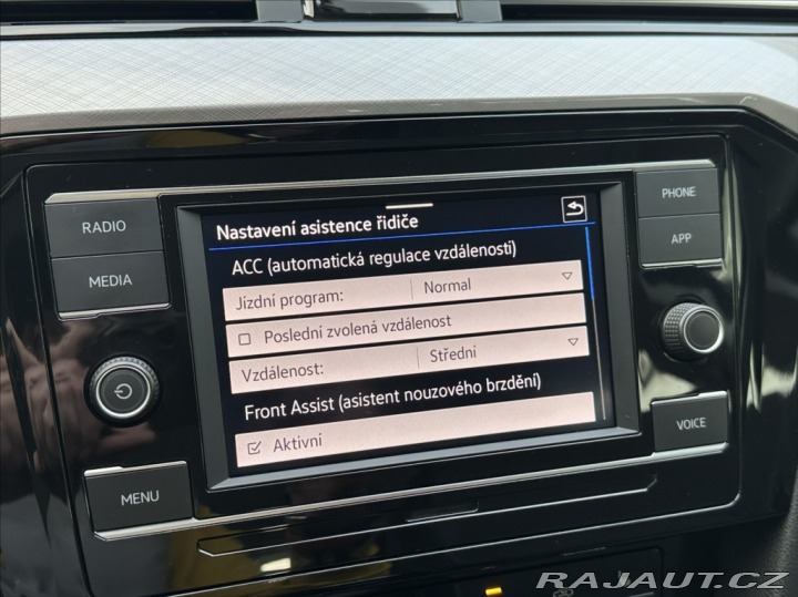 Volkswagen Passat 1,5 TSI 150PS  Business M 2023