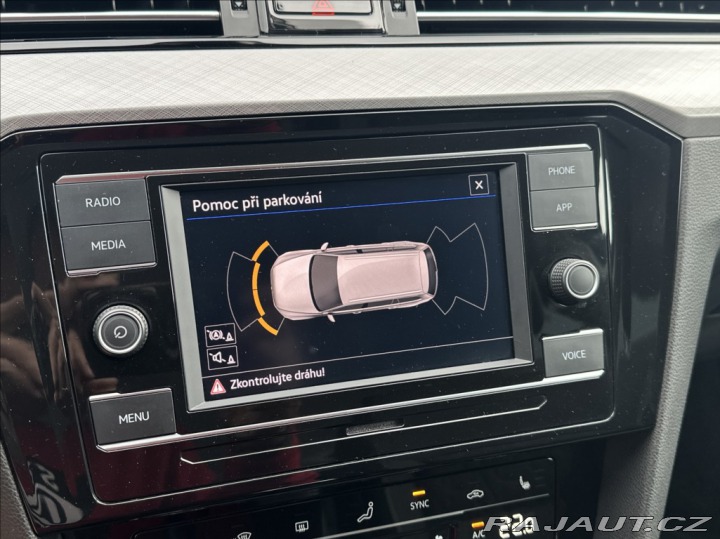Volkswagen Passat 1,5 TSI 150PS Business 2023