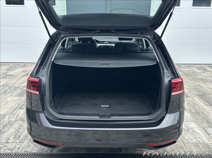 Volkswagen Passat 1,5 TSI 150PS Business 2023