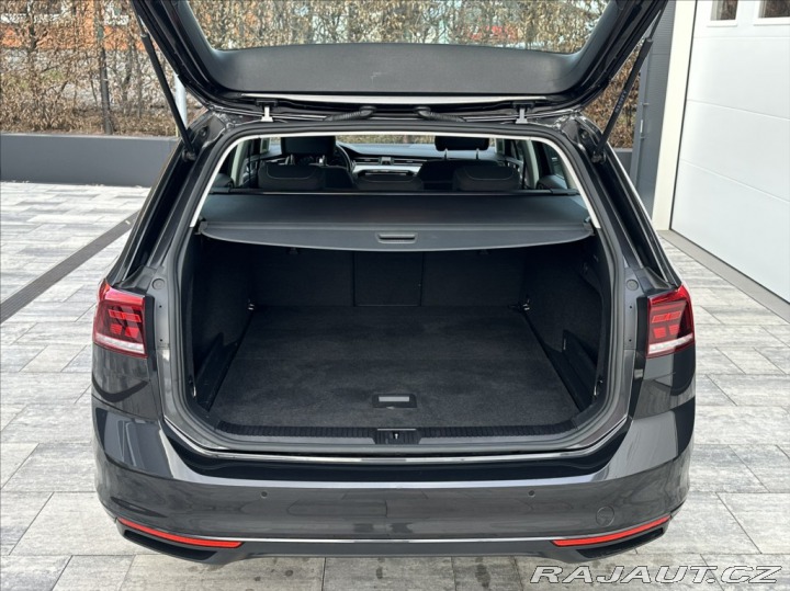 Volkswagen Passat 1,5 TSI 150PS  Business M 2023